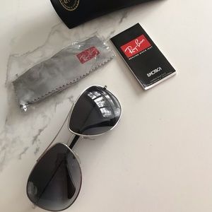 Ray Ban Aviator Sunglasses